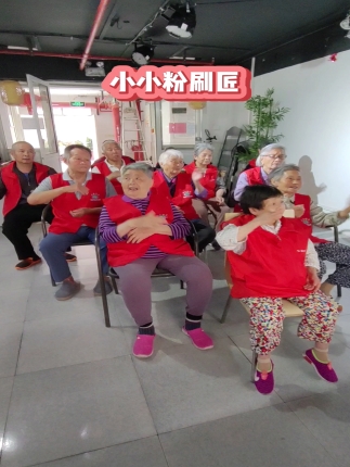 小小粉刷匠